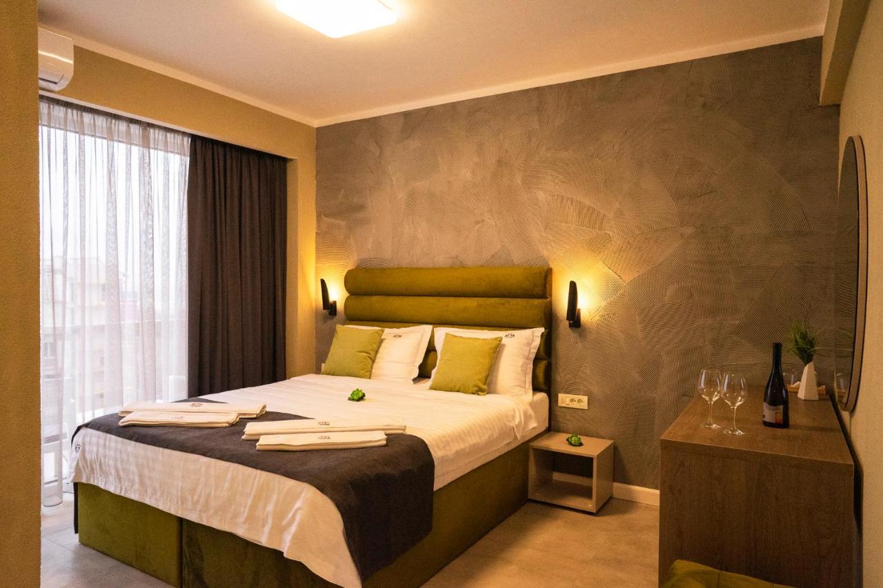 Lotus Exclusive Bed & Breakfast Năvodari Екстериор снимка