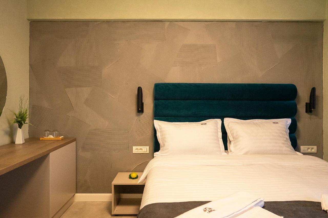 Lotus Exclusive Bed & Breakfast Năvodari Екстериор снимка
