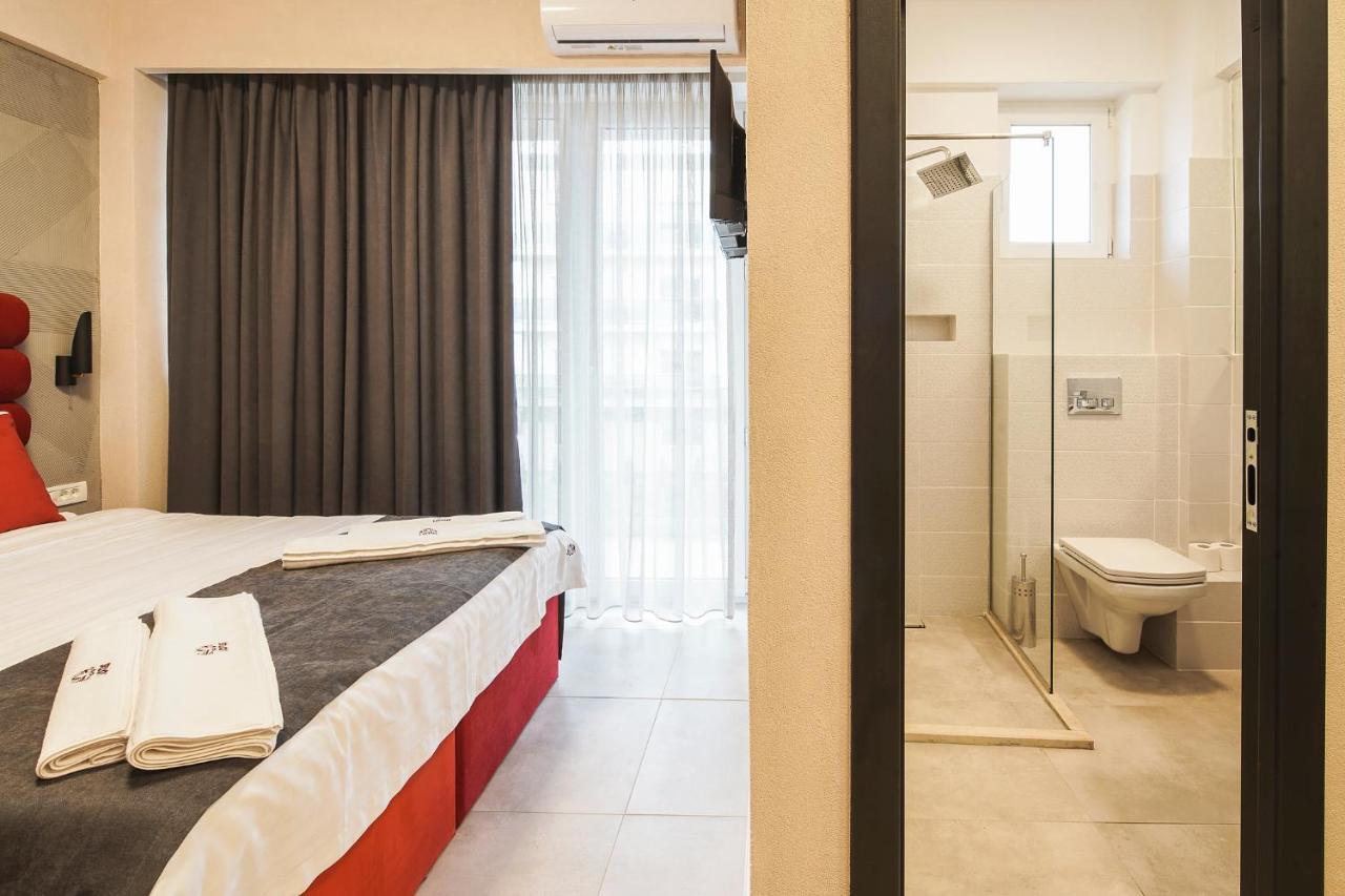 Lotus Exclusive Bed & Breakfast Năvodari Екстериор снимка