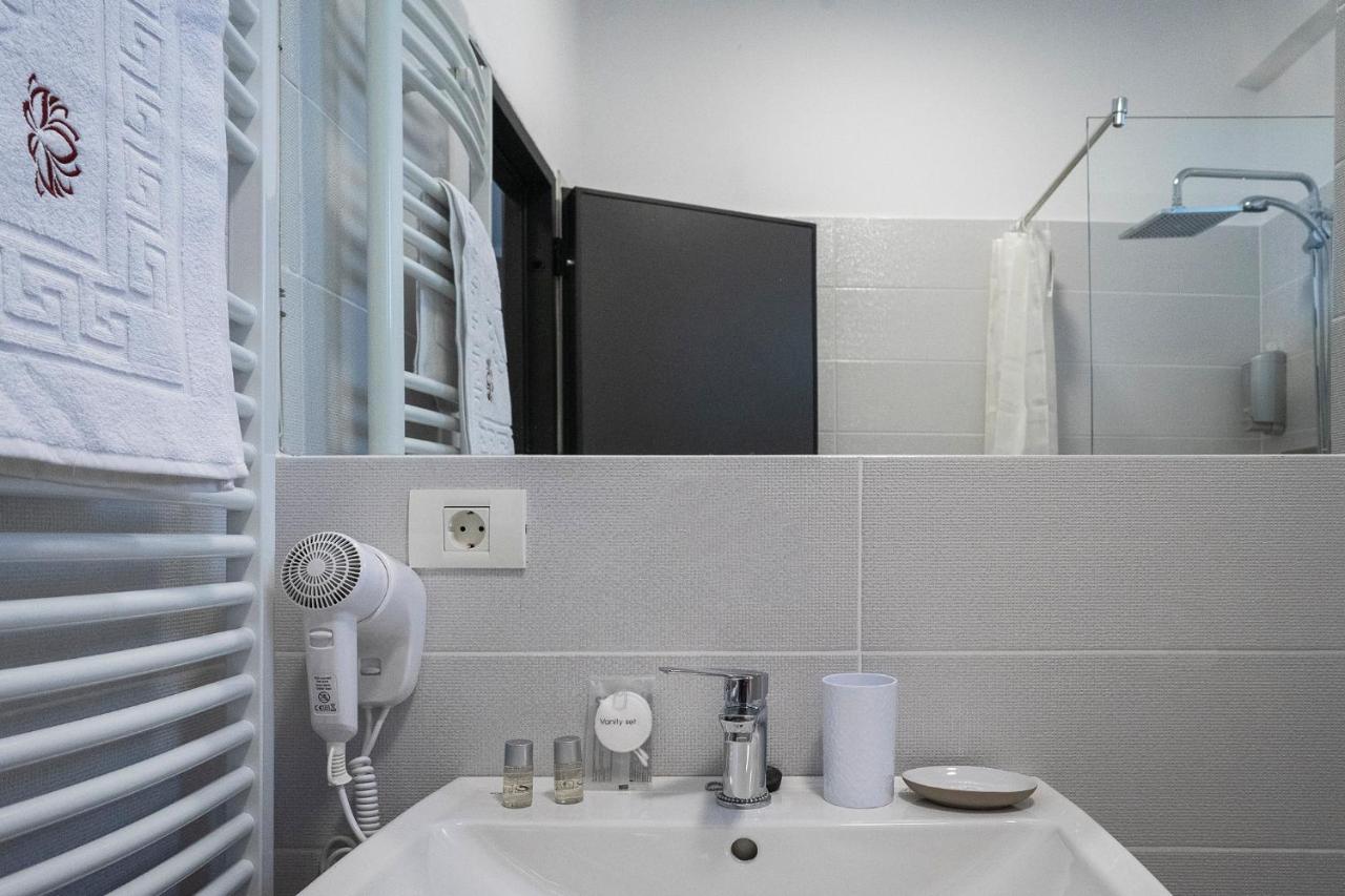 Lotus Exclusive Bed & Breakfast Năvodari Екстериор снимка