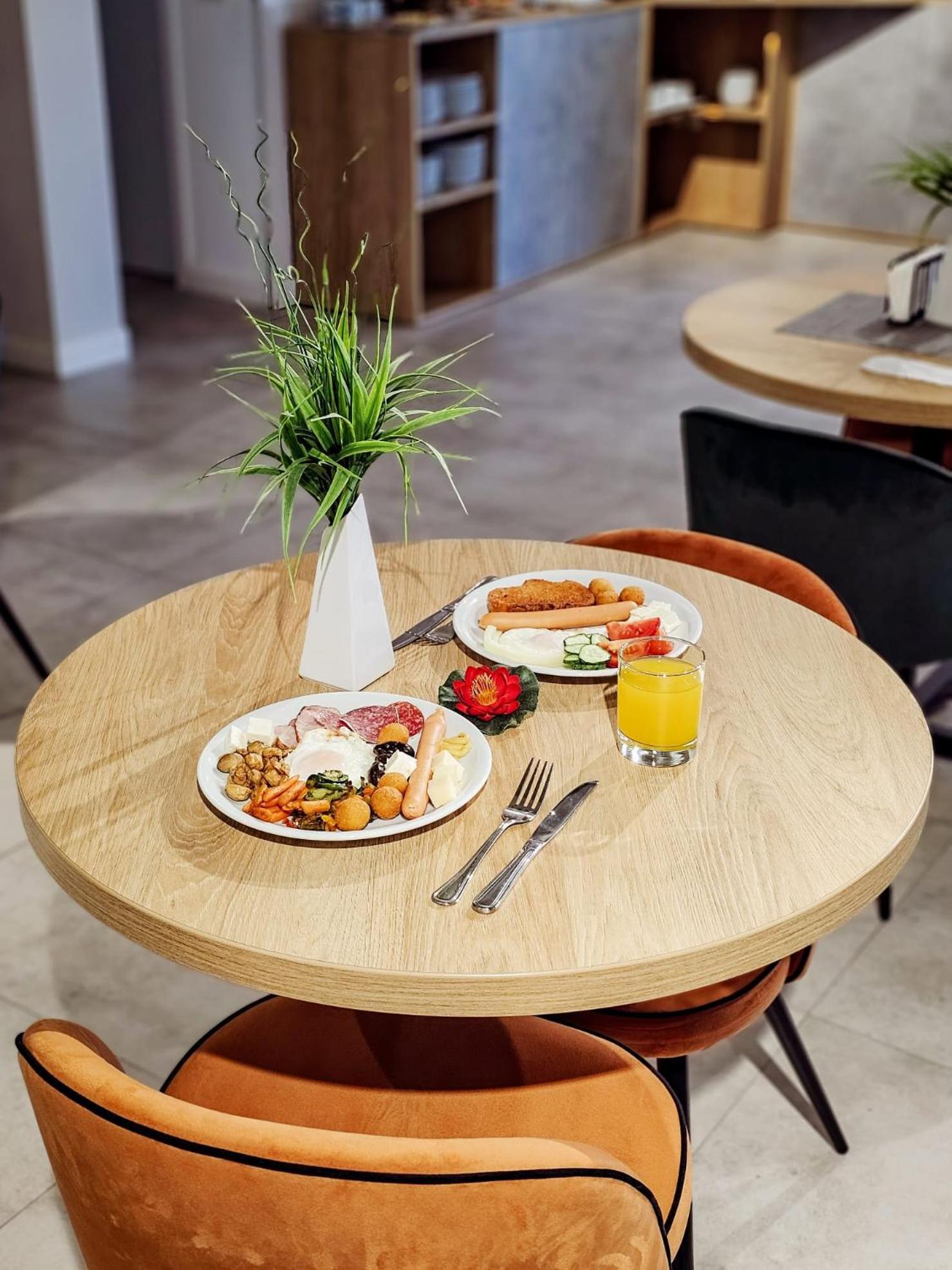 Lotus Exclusive Bed & Breakfast Năvodari Екстериор снимка